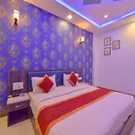 Hotel Golden Leaf