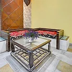 Capital O 84197 Umaid Villa