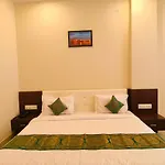 Hotel Veer Palace Near Udaipole Udaipur
