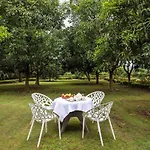 Stayvista\'S Prakriti Farms With Outdoor Pool, Complimentary Breakfast And Hi-Tea