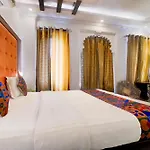Hotel Mandiram Palace