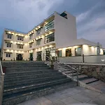 Serenity Hill Resort - A Boutique Resort In Udaipur
