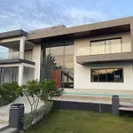 Ama Stays & Trails Nilaya Amaltaas Villa, Udaipur