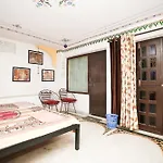 Nukkad Guest House Near City Palace Udaipur
