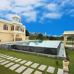 Maangarh Resorts