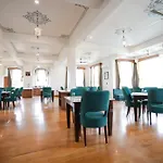 Maangarh Resorts