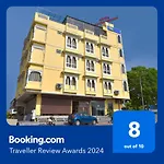 Fabhotel Maanvad Garh