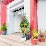 Super Townhouse Shobhagpura Formerly Fragrance Hotel