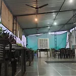 Paarijat Pg
