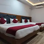 Hotel Brij Palace & Restaurant