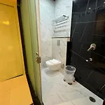 Hotel Lotos Inn