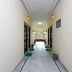 Oyo Home Heritage Near City Palace