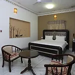 Oyo Home Heritage Near City Palace