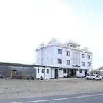 Hotel Palace On The Way