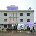 Hotel Palace On The Way