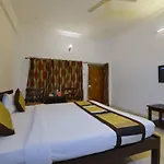 Oyo 1159 Hotel Chandra Prakash