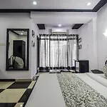 Hotel The Space