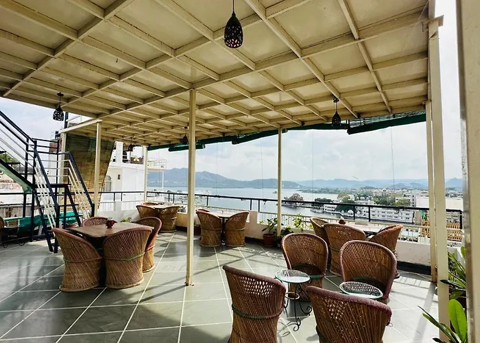 Maa Ji House On Lake Pichola