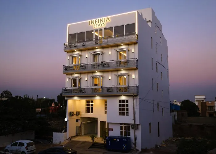 Infinia Stays - A Luxury Boutique Hotel