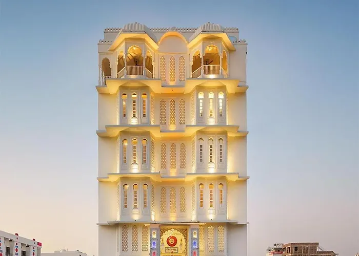 Hotel Rudra Kripa With Swimming Pool