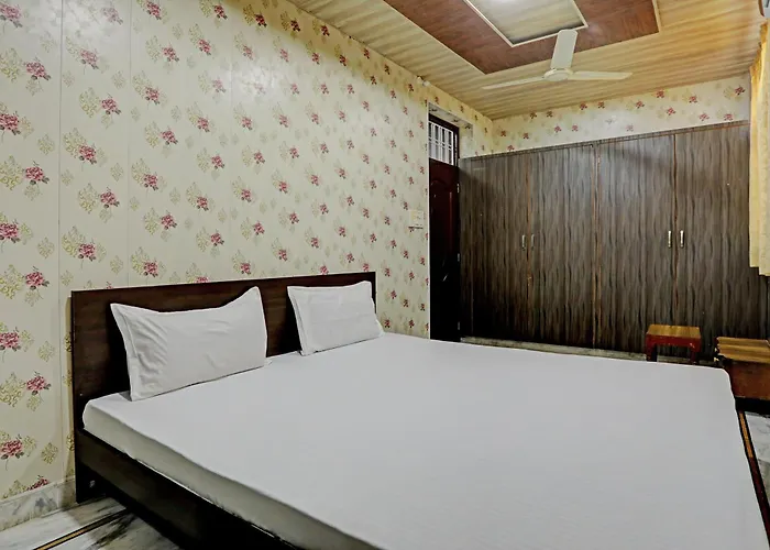 Hotel O The Gunjan Villa Palace