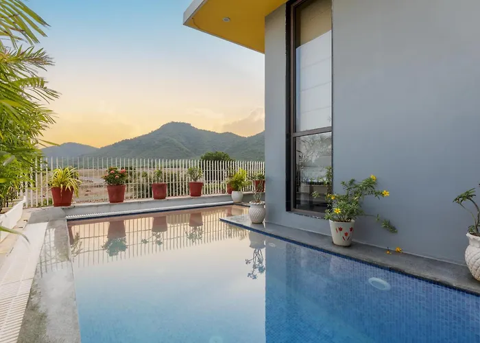 Whirl Vista- 5 Bhk With Pool