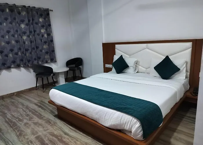 Hotel Brij Palace & Restaurant