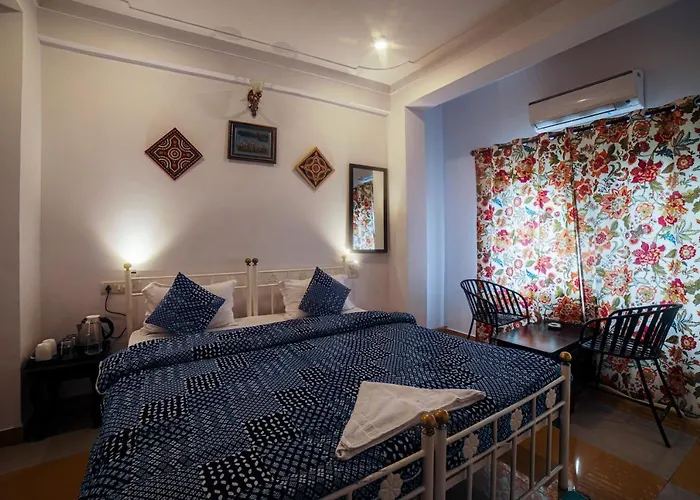 Harsh Vilas Guest House