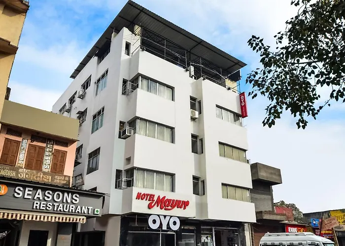 Oyo 23086 Hotel Mayur