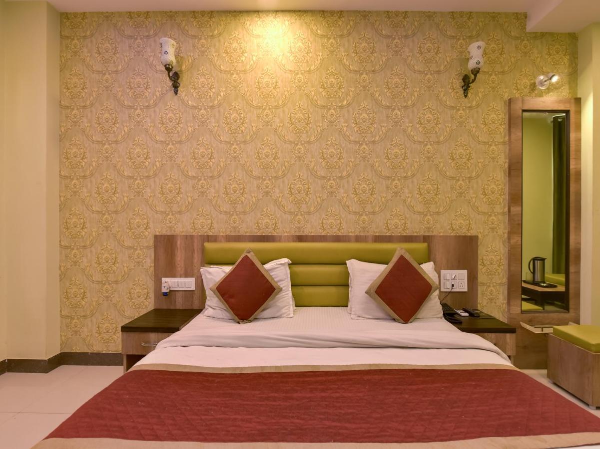 Hotel Golden Leaf 2*