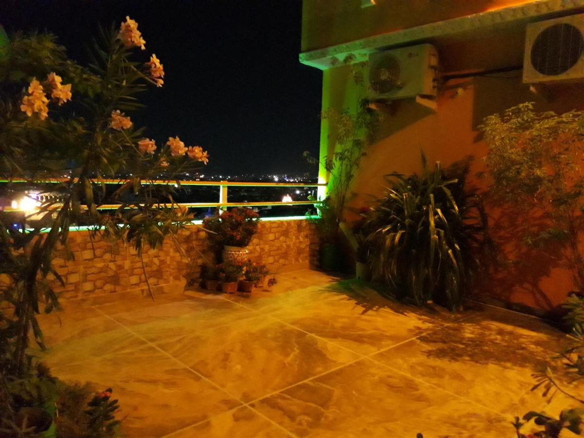 Yellow Heights Guest house