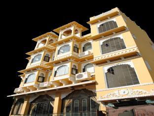 Mandiram Palace Hotel 3*
