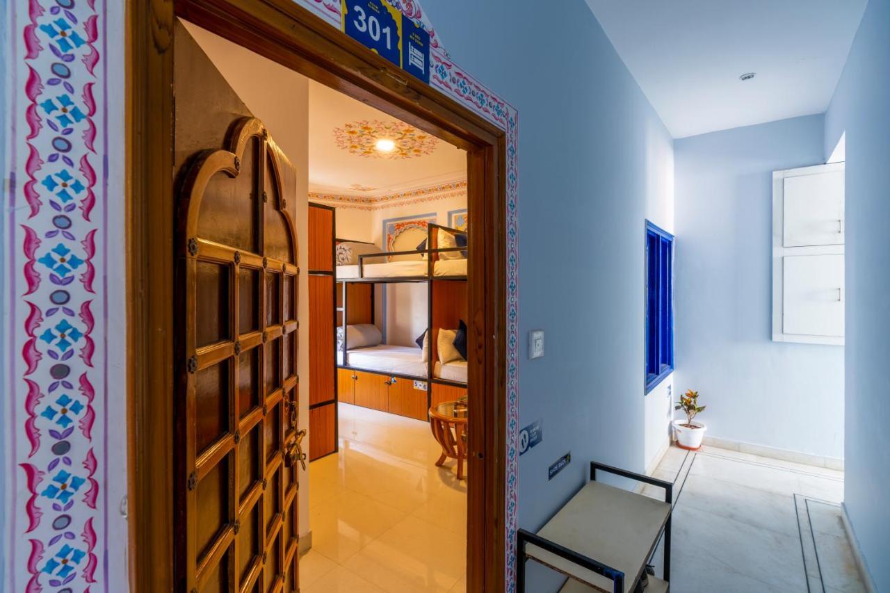 Hostel Shalom Backpackers *