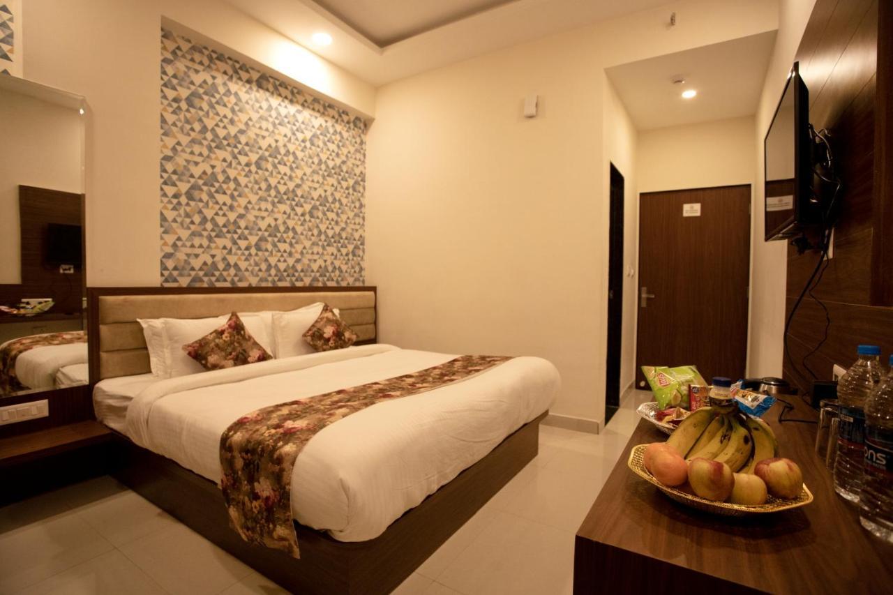 Bhairav Bagh With Swimming Pool Hotel