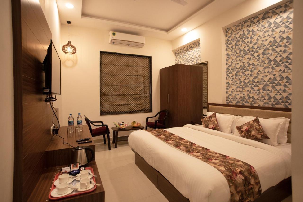Bhairav Bagh With Swimming Pool Hotel