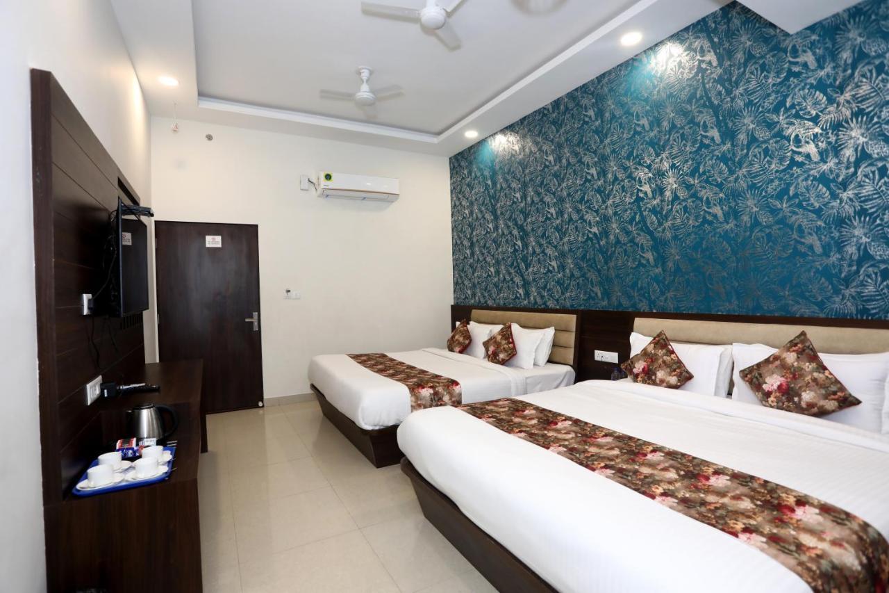 Hotel Bhairav Bagh With Swimming Pool Udaipur