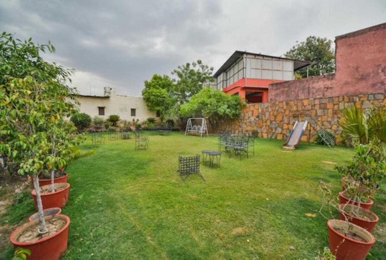 Inder Prakash - View In Hotel 3*