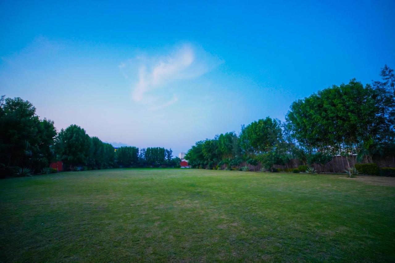 Abha Farms And Resort *