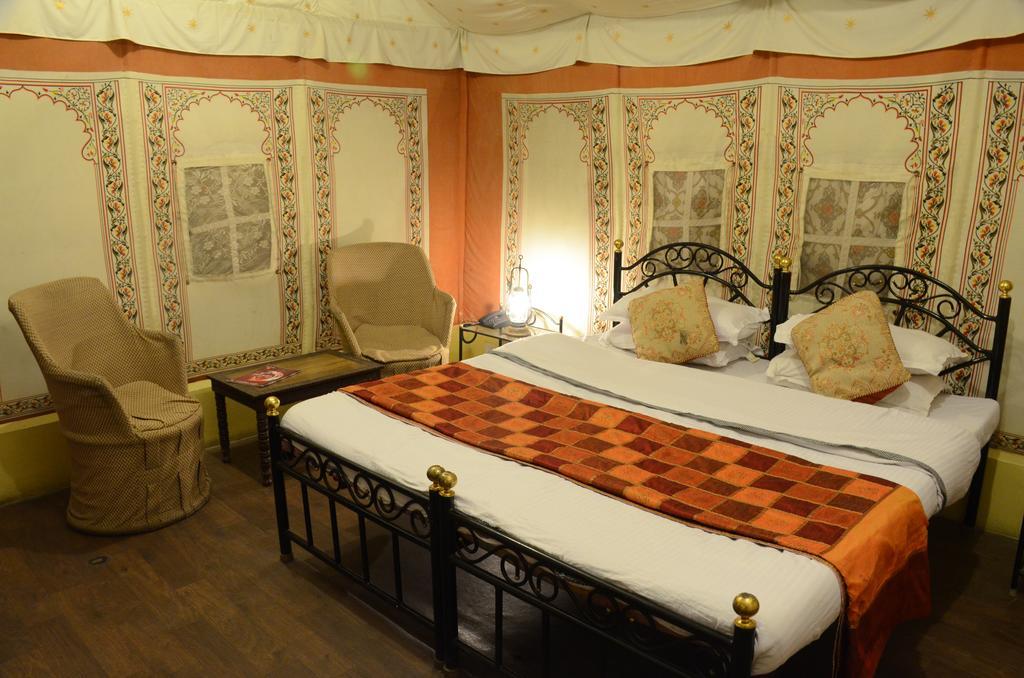 The Aravali Tent Resort 3*