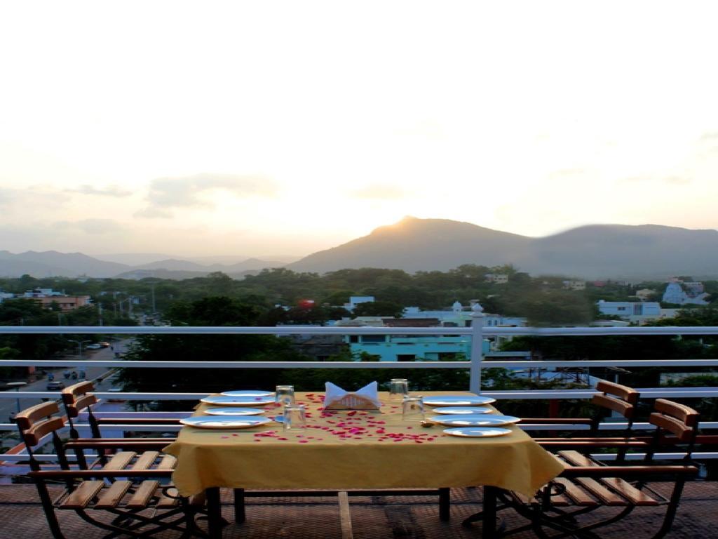 Mahima Palace Hotel 2*