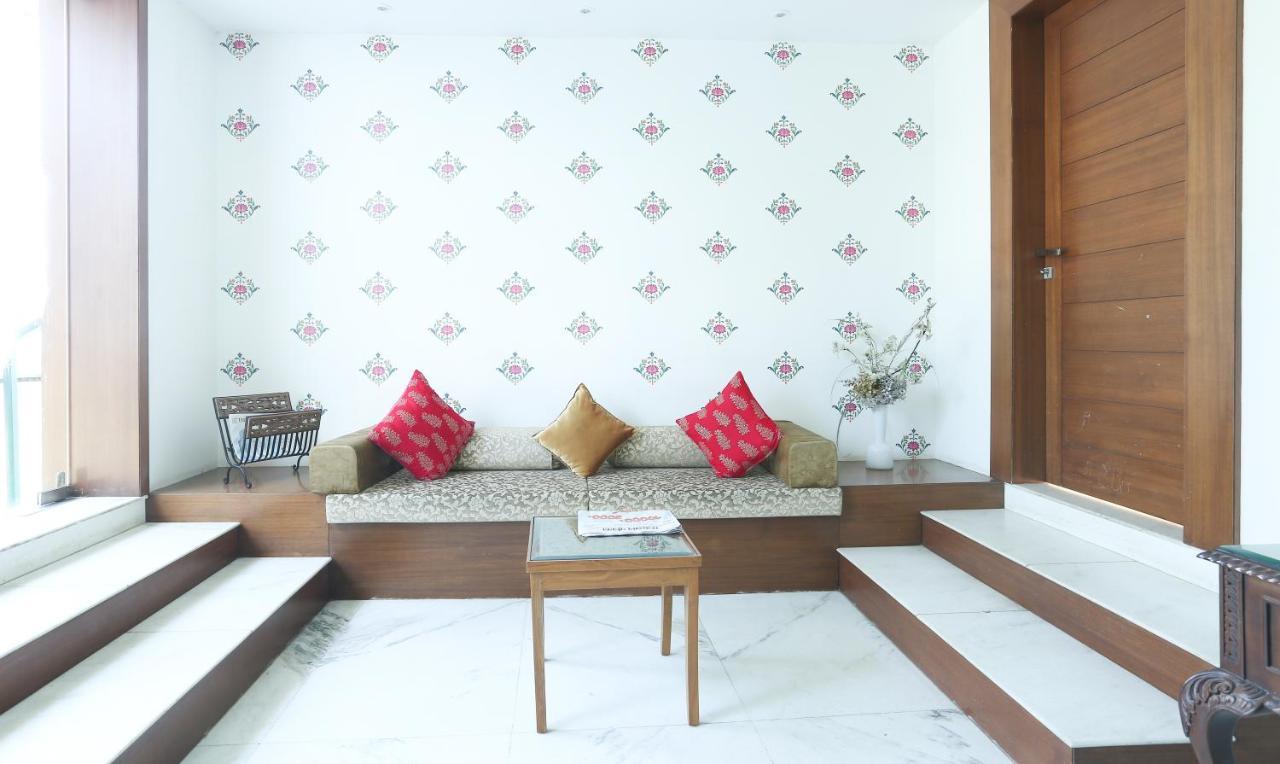 Hotel Brahma Niwas - By The