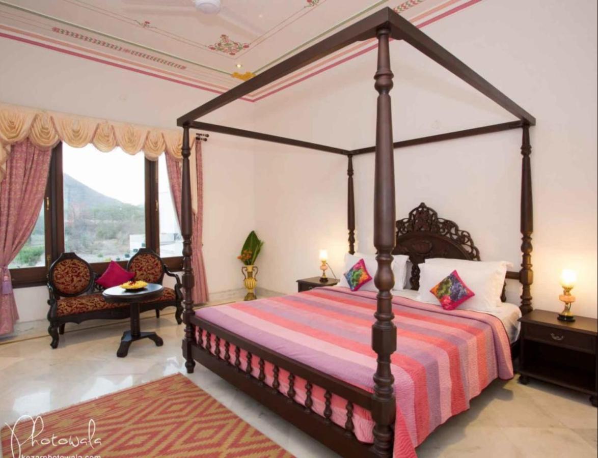 Devraj Villa-luxury Pool Udaipur
