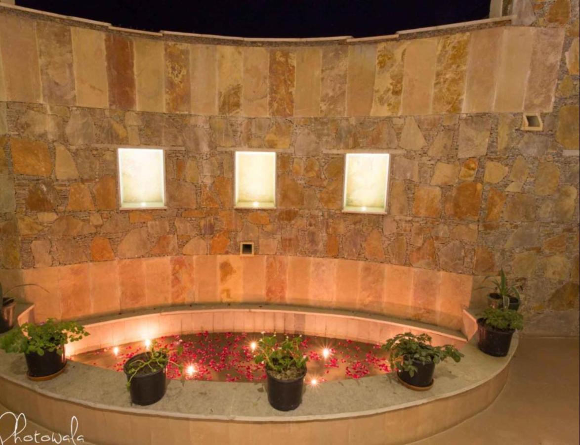 Devraj Villa-luxury Pool