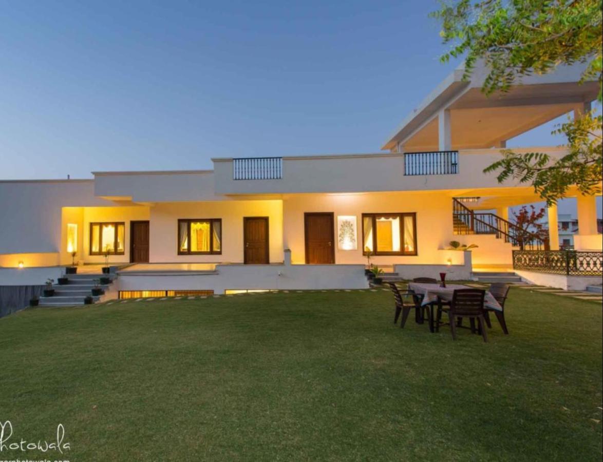 Devraj Villa-luxury Pool Udaipur