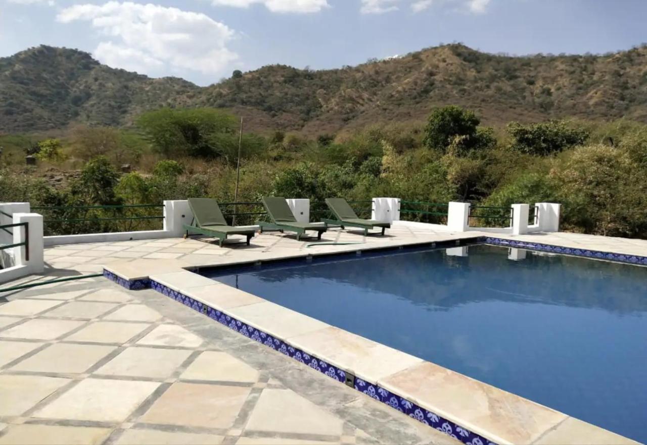 Devraj Villa-luxury Pool 4*