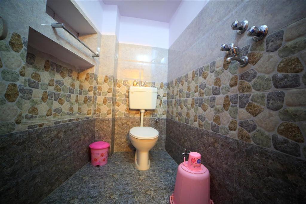 Yellow Heights Guest house 2*