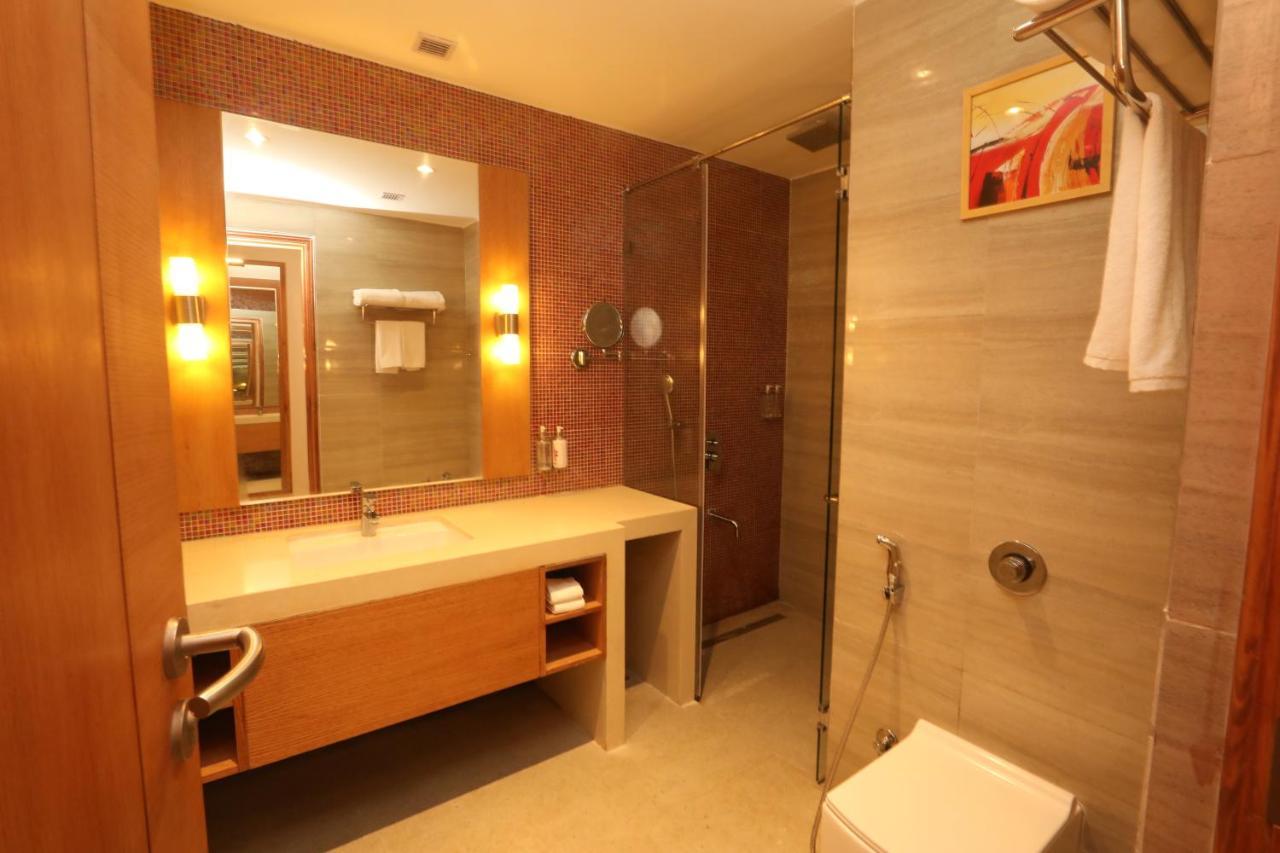 Hotel Regenta Udaipur, Court Circle 4*
