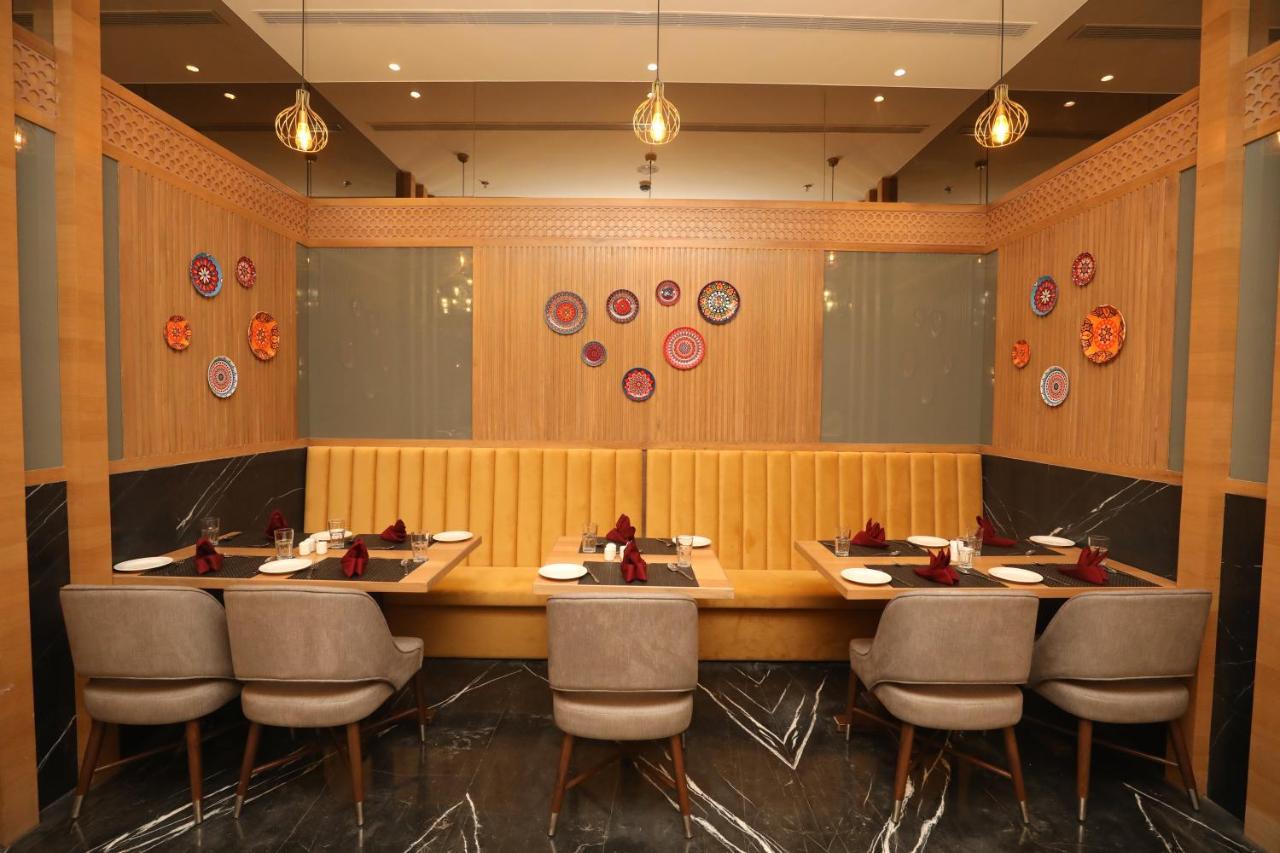 Regenta Udaipur, Court Circle Hotel