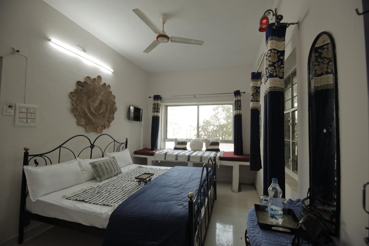 Hostel Zodiac *