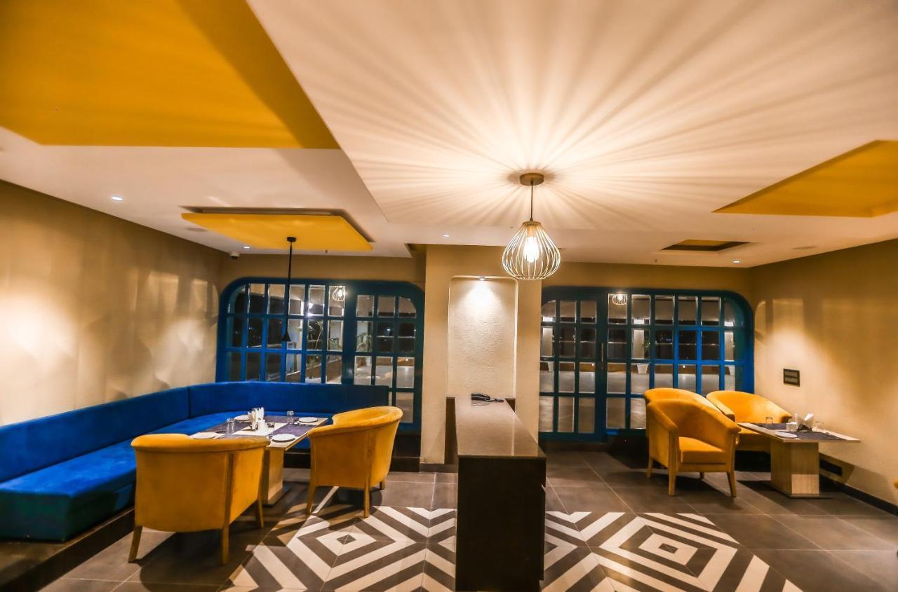 Hotel The Jagat And Udaipur